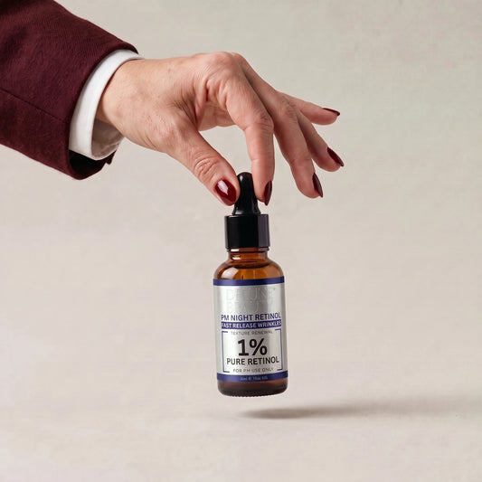Hand lifting Delune Beauty PM Night Retinol Power Serum